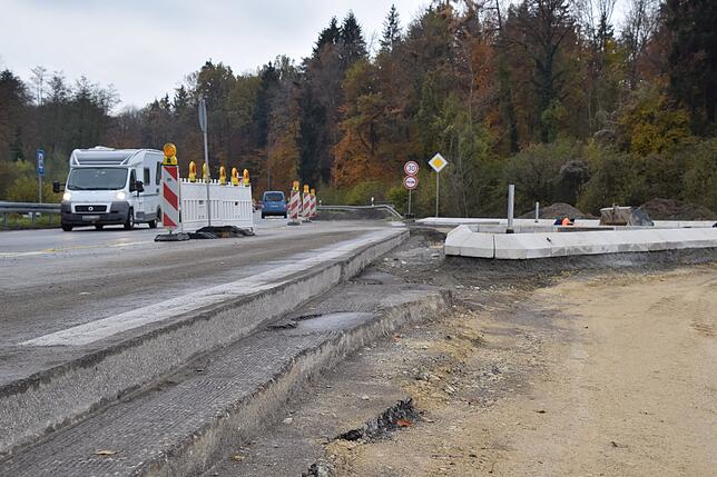 Bild 4: Fotos von der Straßenbaustelle zwischen B313 und Wahlwies aus: Alles nimmt langsam wieder Form an