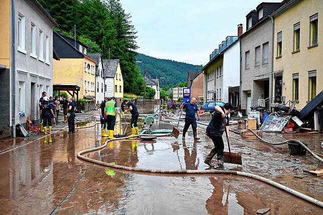 Aufräumarbeiten auch in Kordel in Rheinland-Pfalz