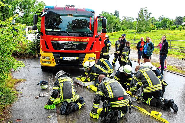 Bild 9: Auftakt des Feuerwehrfests mit 68. Kreisfeuerwehrtag