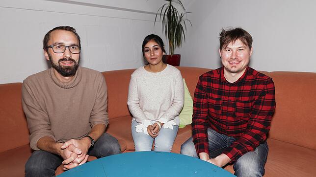 Jugendbeauftragter Jan Münzer, FSJlerin Herveen Kaur und Jugendreferent Ralf Waldenmayer (von links) betreuen die Jugendarbeit der Stadt ...