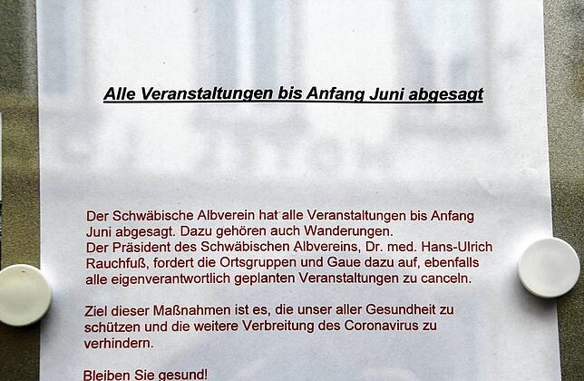 Der Schwäbische Albverein hat alle Aktivitäten eingestellt und informiert darüber in einem Aushang.