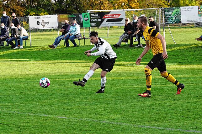 Bild 10: VfR Horheim-Schwerzen feiert gegen C.S.I. JR Laufenburg einen klaren 6:1-Erfolg &ndash; und wir haben die Bilder!