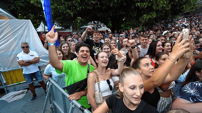 Bild 9: Die besten Bilder vom Bausa-Konzert auf dem Hohentwiel-Festival (Teil 1)