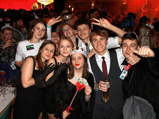 Bild 29: Viva Las Vegas &ndash; Bilder vom Holzhauerball im Milchwerk (1)