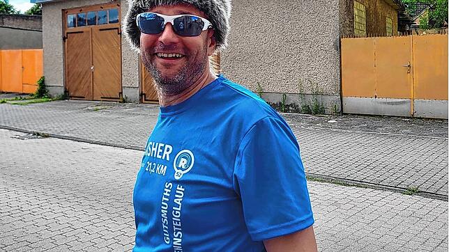 Als Randenwolf mit dem nötigen närrischen Humor im Gepäck darf bei Volker Reichmann  beim Dauerlauf die ein oder andere Runde mit ...