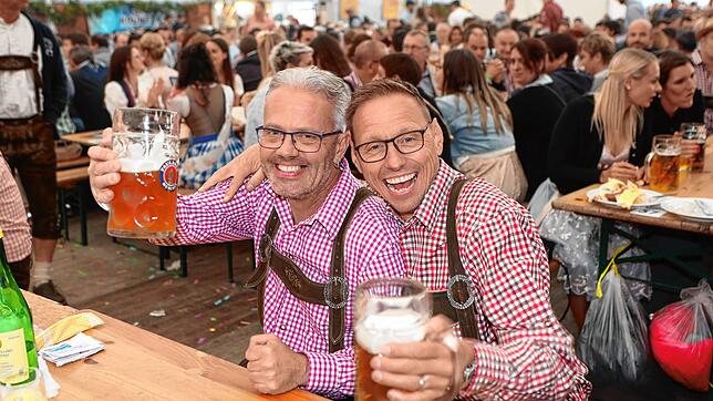 Bild 6: Klein Venedig wird zu Klein München, denn hier wird Oktoberfest am Bodensee gefeiert