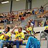 Luftig sitzen, statt eng gedrängt stehen: der Fanclub der HSG Konstanz.