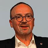 „Schlaue Solardächer – das klingt doch gut“, findet Oberbürgermeister Uli Burchardt.