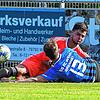 Aufgepasst: Torhüter Yannik Boll (hier gegen Marcel Leitner) rettete beim 2:0 gegen die SG FC Wehr-Brennet mehrfach den Vorsprung von ...