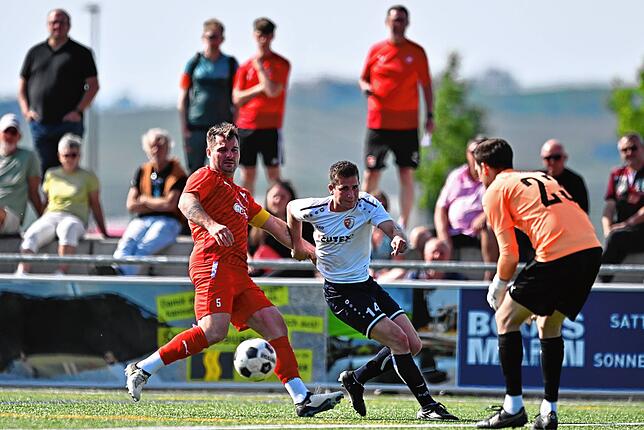 Bild 35: TuS Binzen besiegt den FC Schlüchttal mit 5:1 – und wir haben Bilder!