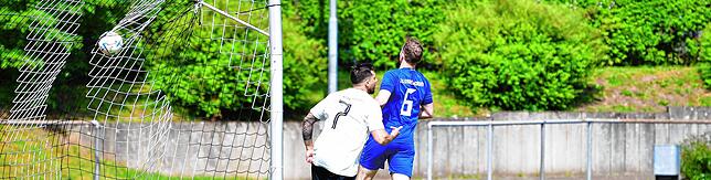 Bild 3: SG FC Wehr-Brennet besiegt den TuS Efringen-Kirchen mit 3:1 &ndash; und wir haben Bilder!