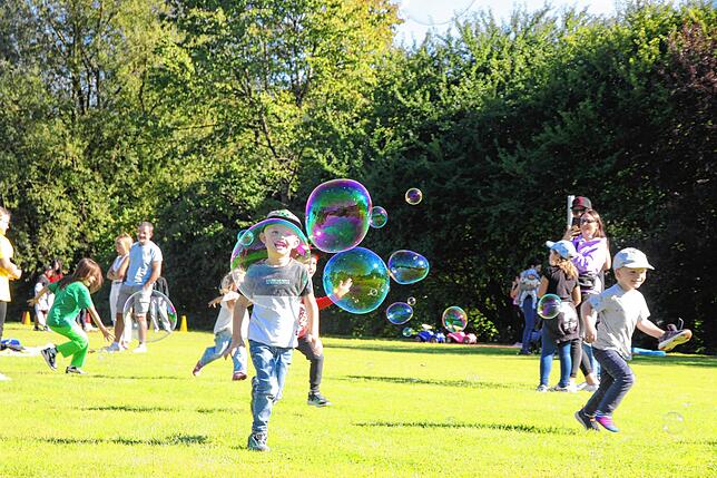 Bild 24: Dorffest in Zoznegg: So feiert die Gemeinde Mühlingen ihr 50-jähriges Jubiläum in der Weiherbachhalle