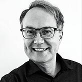 Leonhard Schenk lehrt als Professor Städtebau an der HTWG Konstanz. Er ist Architekt, Stadtplaner und Träger des Deutschen Städtebaupreises.