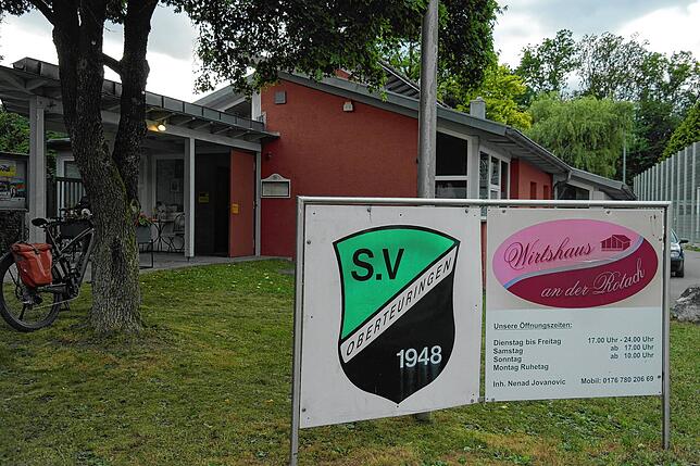 Das Wirtshaus an der Rotach ist die Vereinsgaststätte des SV Oberteuringen und gleichzeitig ein beliebtes Lokal bei Einheimischen und ...