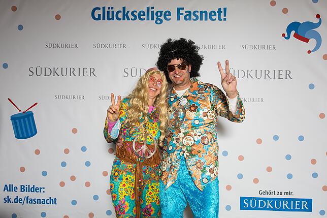 Bild 5: An der SÜDKURIER-Fotowand: Das sind die Gäste beim Stockacher Narrengericht (1)