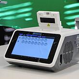 Vorteil dieses PCR-Gerätes ist es, dass es schnelle Ergebnisse liefert.
