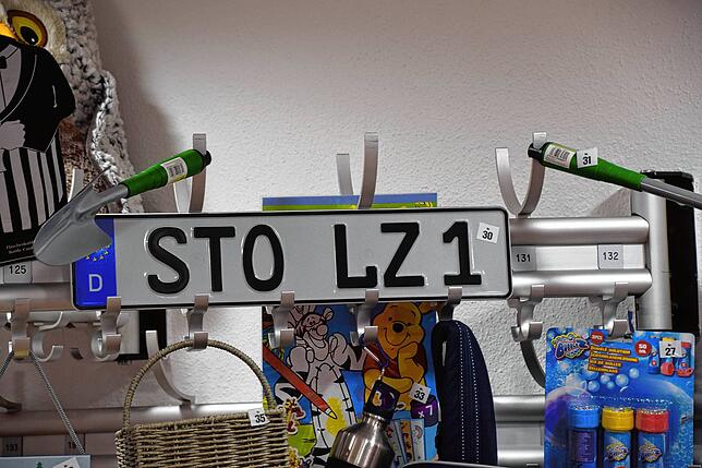 Bild 8: Bilder vom Laufnarrenmarkt am Stockacher Narrenbaum und im Bürgerhaus