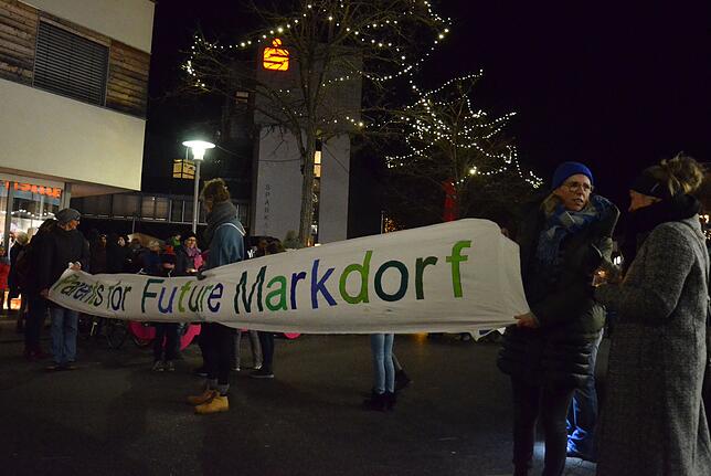 Bild 5: Bilder von der zweiten Klima-Demo in der Markdorfer Innenstadt