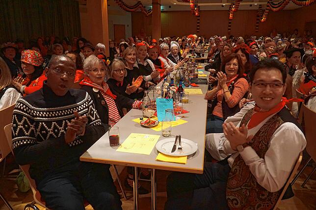 Bild 12: Die schönsten Bilder der Wieberfasnet in Villingen: Fasnet mit der Frauengemeinschaft St. Bruder Klaus