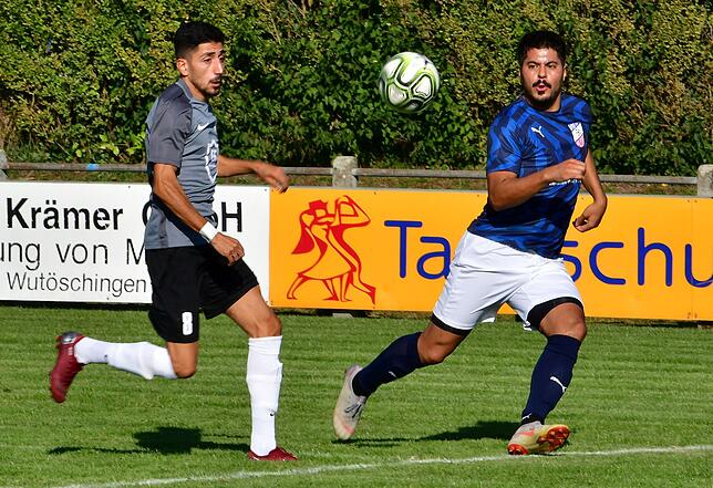 Bild 3: VfB Waldshut feiert schmeichelhaften 3:2-Sieg gegen Bosporus FC Friedlingen &ndash; und wir haben die Bilder!