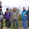 Albin Ströbele, Maximilian Müller, Julia Kiethe, Leo Lenzing, Frank Kulke und Roland Hangg hören sich an, wie sich Franz Beer das ...