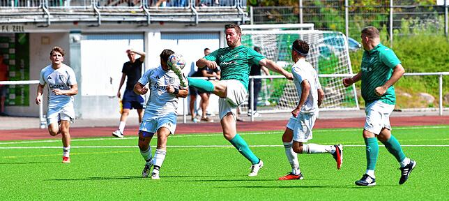 Bild 34: FC Zell besiegt den SV Blau-Weiß Murg mit 2:0 – und wir haben Bilder!