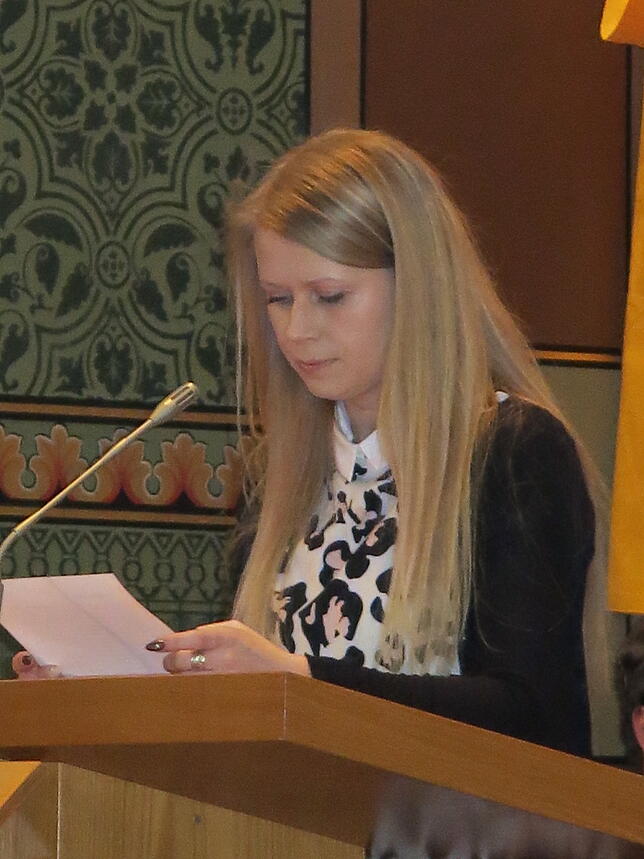 Nachdem das Evangelium in Deutsch vorgelesen worden war, wurde es von Joanna Sokolowska in Polnisch wieder gegeben.