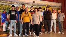 Präsident Sigmund Häberle steckt gemeinsam mit allen Gruppen der Zunft, hier die Männertanzgruppe, mitten in den Proben für den Bunten ...