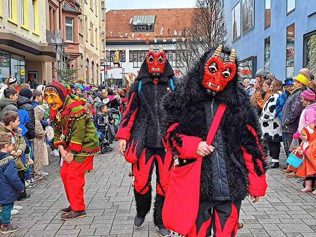 Bild 22: Großer Umzug am Fasnachtsmändig - Bilder
