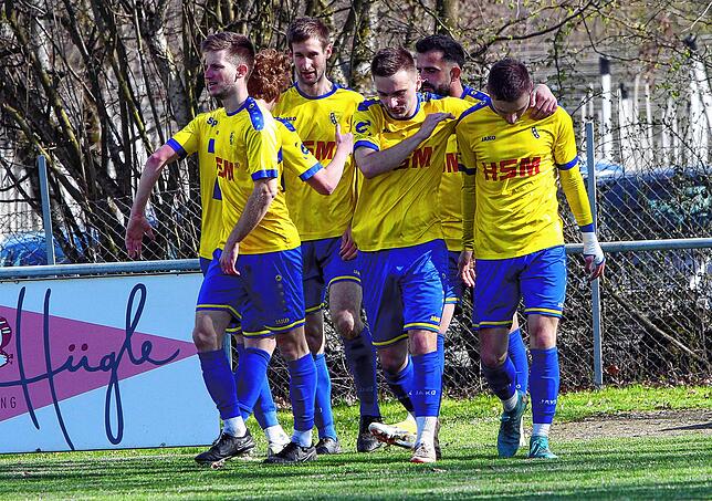 Bild 22: Die besten Bilder vom rassigen Linzgauderby zwischen SpVgg F.A.L und SV Denkingen