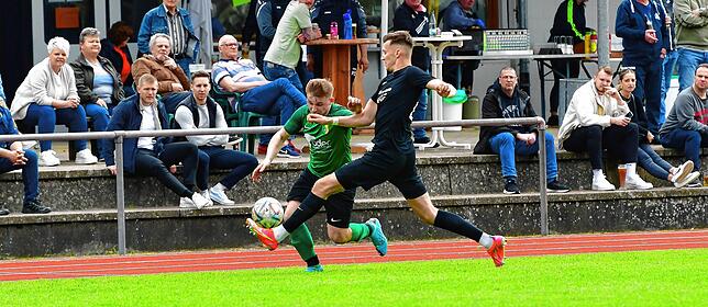 Bild 13: SV Herten setzt sich mit 4:2 bei der SG FC Wehr/Brennet durch &ndash; und wir haben Bilder!