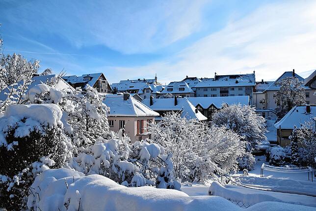 Bild 24: Und noch mehr Schnee! Die weißen Berge türmen sich in Stockach