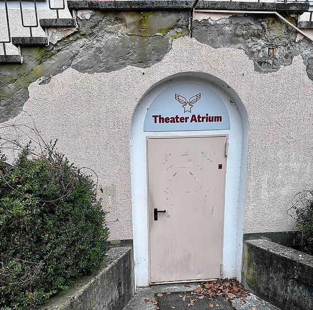 Die Tür zum Atrium bleibt vorerst zu.