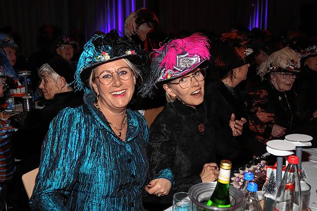 Bild 21: Ein Abend in Samt und Seide: Die Villinger alten Jungfere zeigen eindrucksvolle Eleganz – die Bilder!