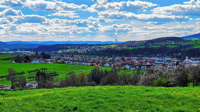 Die Gemeinde Wutöschingen stehe so gut da, weil manch wünschenswerte Investition nicht sofort getätigt würde. Auf der Ausgabenseite ...