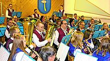 Gekonnt zu Gehör gebrachte Kompositionen gibt es beim Weihnachtskonzert des Musikvereins Hammereisenbach unter der Leitung von Tobias ...