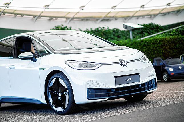 Der VW ID.3 und seine Derivate sind die Zukunftshoffnung von Volkswagen. Das Auto ist vollelektrisch unterwegs.