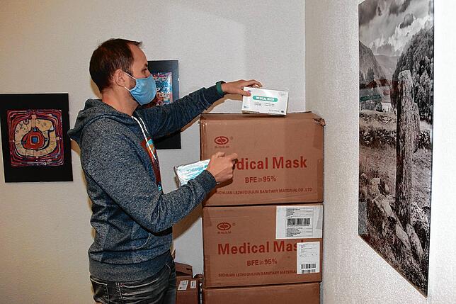8000 Einwegmasken hat die Gemeinschaftsschule Mönchweiler vom Land zur Verfügung gestellt bekommen. Bedarf besteht allerdings kaum, weil ...