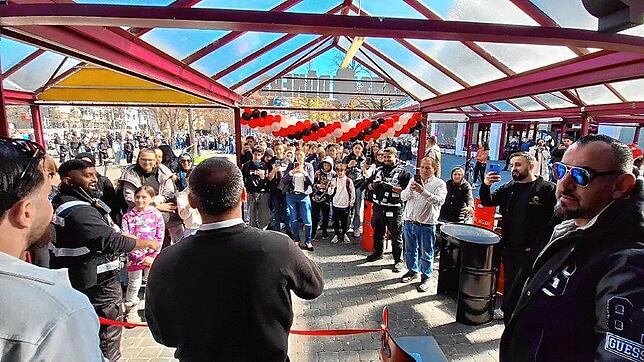 Bild 26: Hunderte Konstanzer warten auf den 1-Cent-Döner: Unglaubliche Szenen in Bildern festgehalten