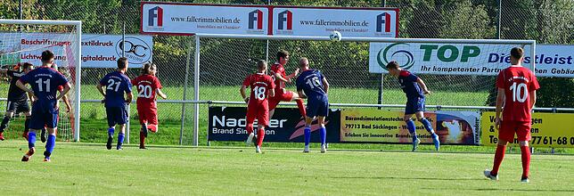 Bild 18: FC Schlüchttal siegt mit 4:2 beim FC Wallbach &ndash; und wir haben Bilder!