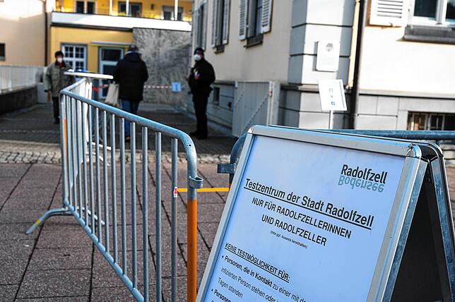 Nach einer Woche und zwei Testterminen liegt eine erste Bilanz für das Testzentrum am Marktplatz vor.