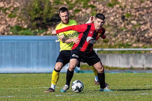 Bild 3: FSV Rheinfelden schafft ein 1:1 gegen Spitzenreiter FV Herbolzheim &ndash; und wir haben Bilder!