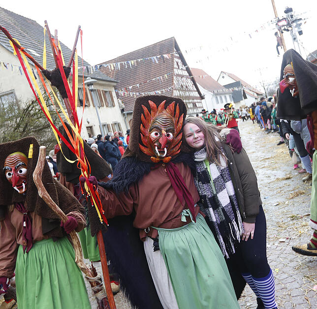 Bild 18: Bilder zum großen Narrentreffen in Pfohren (4)