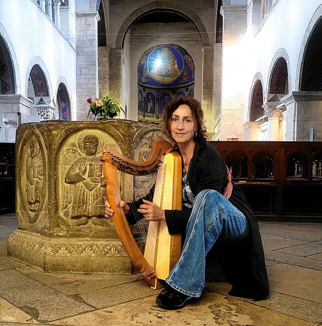 Harfenzauber, Gesang und Meditation aus Irland werden am Samstag, 10. Mai, 18 Uhr, in der Wallfahrtskirche Maria Schray in Pfullendorf ...