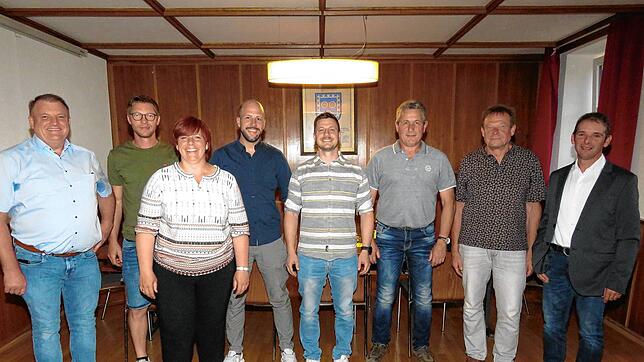 Neubeginn beim Ortschaftsrat Gutmadingen (von links): Norbert Deutsch, Markus Willmann, die verabschiedete Tanja Weiler, Jochen Glunk, ...