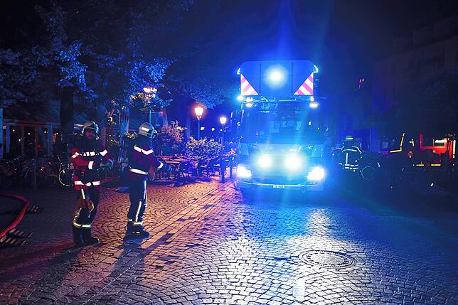 Bild 21: Großbrand in der Konstanzer Altstadt: Bilder vom größten Feuerwehreinsatz seit Jahren