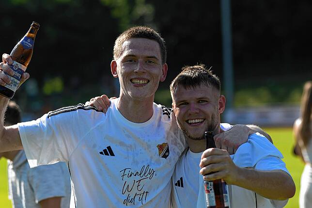 Bild 16: SV 08 Laufenburg steigt nach 2:1 gegen 1. SV Mörsch in die Verbandsliga auf – wir haben Fotos! (II)