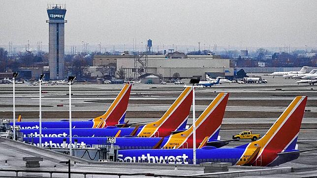 Vier Passagierflugzeuge der Southwest Airlines stehen an ihren Gates am Chicago Midway Airport. (Archivbild)