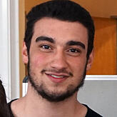 „Ich arbeite als Informatiker auch von zu Hause , da reicht die aktuelle Geschwindigkeit einfach nicht.“ Mauro Lupo (19)