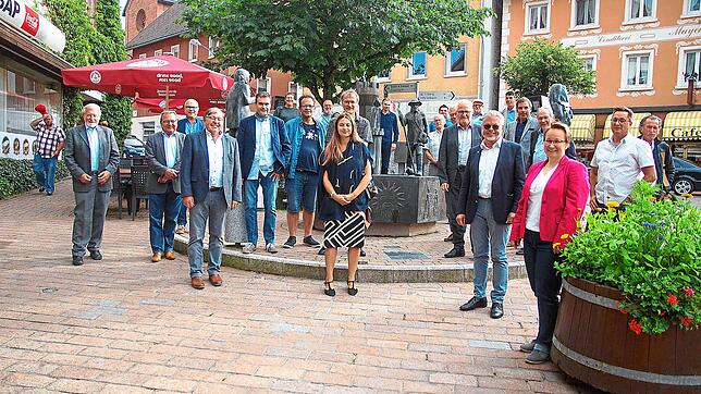 Das Präsidium der VSAN traf sich nach der Corona-Pause zu einer erste Präsidiumssitzung wieder in Furtwangen, um hier das weitere ...